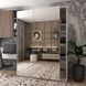 На фото біла шафа-купе G-Кайзер Doros (Дорос) 2 Дзеркала 180х60х240 в інтер'єрі