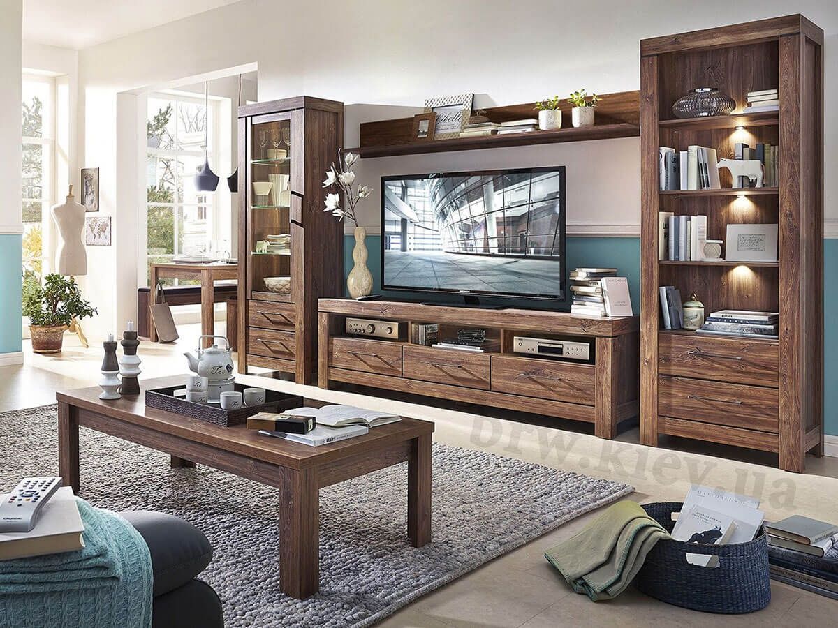На фото журнальний стіл LAW/5/13 Герман БРВ (ВМК) в інтер'єрі вітальні