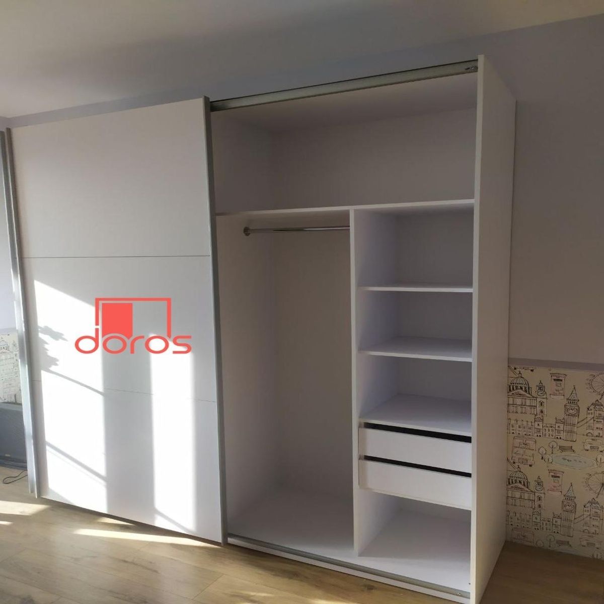 Шкаф-купе G-Кайзер Doros (Дорос) 2 ДСП / 3 части 220х60х240 белый 42003007 фото мебель